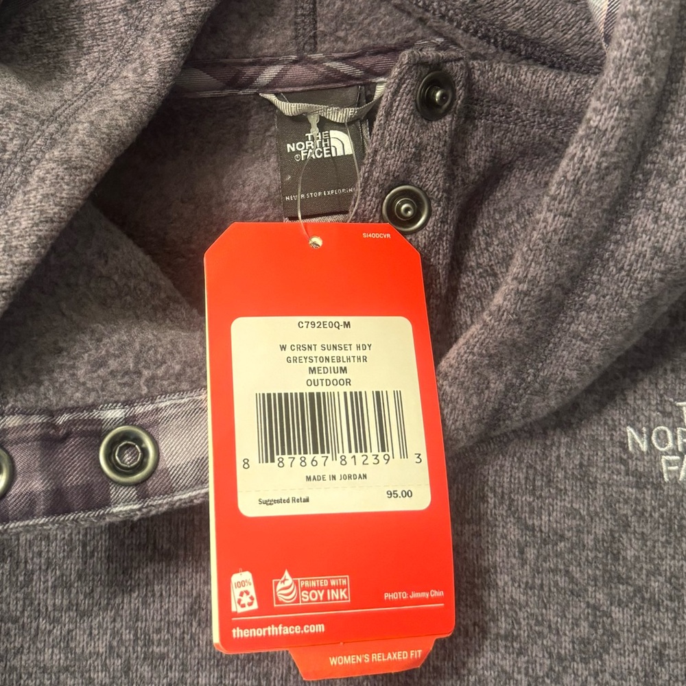 The North Face women’s Heathered Purple fleece with hood size Medium - Picture 3 of 3